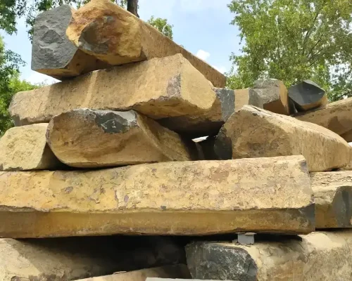 Basalt-Rough-Blocks Basalt-Rough-Blocks