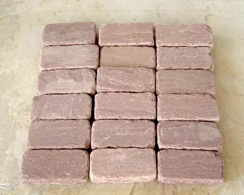 Mandana-Sandstone-Tumbled-Cobbles