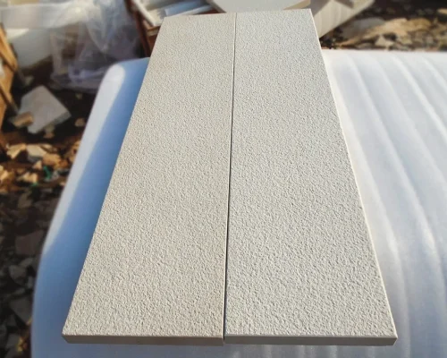 White-Mint-Sandstone-Top-Sandblasted-Bottom-Sawn